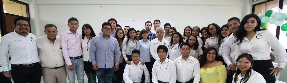 Bioquímicos presentan proyectos innovadores