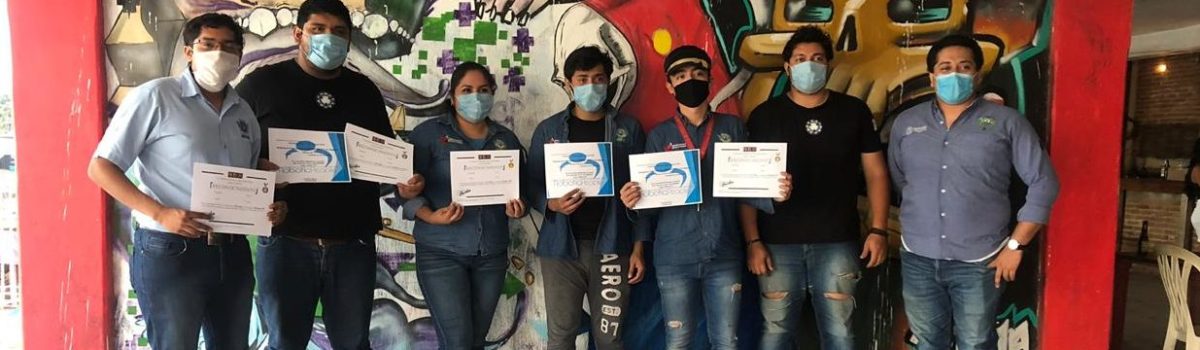 Obtiene estudiantes del ITESCO pase internacional al ganar el concurso de robótica «Reto Santa Rosa»