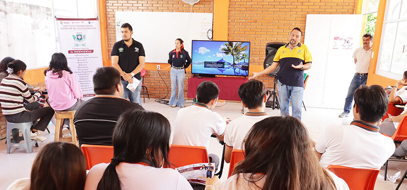 Estudiantes de Telebachillerato conocen oferta académica de ITESCO